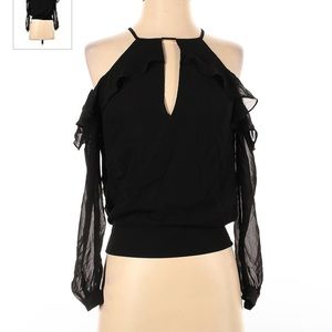 💋🥂bebe ruffle cold shoulder blouse 🌷🎊🌈✌️🥂